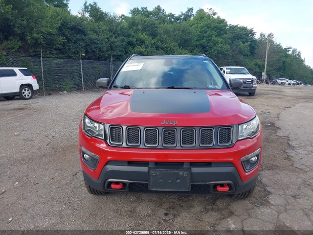 3C4NJDDB8KT671265 Jeep 2019