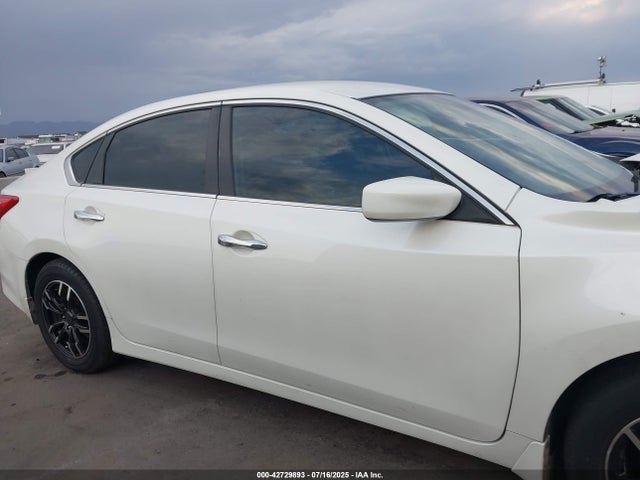 1N4AL3AP8GC111399 Nissan 2016