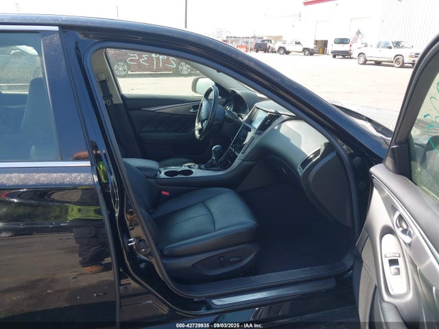 JN1CV7AR7GM250667 Infiniti 2016