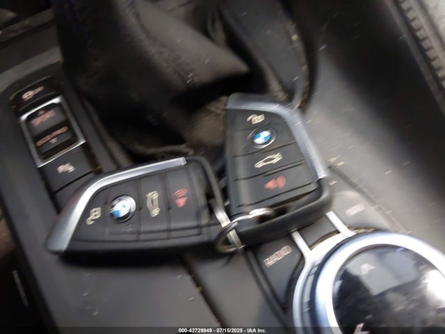 WBXHT3C35H5F83087 BMW 2017
