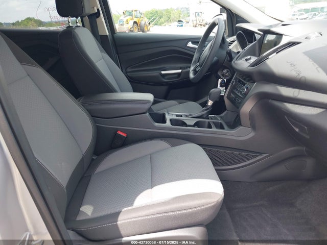 Ford 2017 2017 1FMCU9G98HUB95002 Image 5