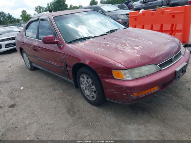 Auction sale of the 1997 Honda Accord Lx, vin: 1HGCD5632VA008751, lot number: 42730063