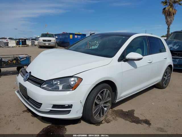 Volkswagen 2015 2015 3VW217AU2FM085541 Image 2