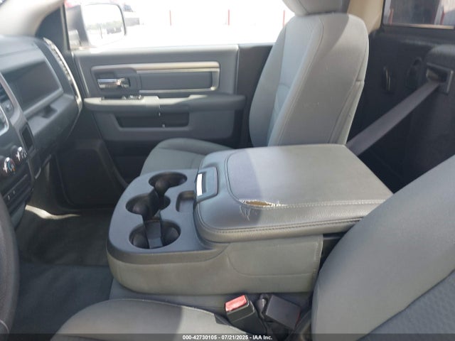 3C6JR6DT2FG559692 RAM 2015