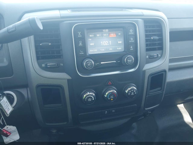 3C6JR6DT2FG559692 RAM 2015