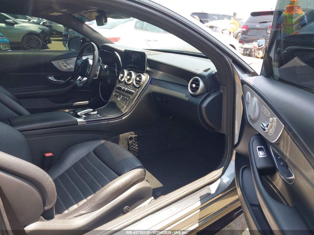 WDDWJ6EB8KF817923 Mercedes-Benz m276