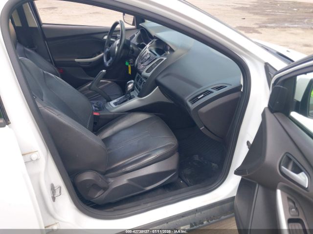 2014 FORD FOCUS 1FADP3F27EL251021 Photo 4