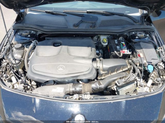 2016 MERCEDES-BENZ CLA 250 WDDSJ4EB2GN364639 Photo 9