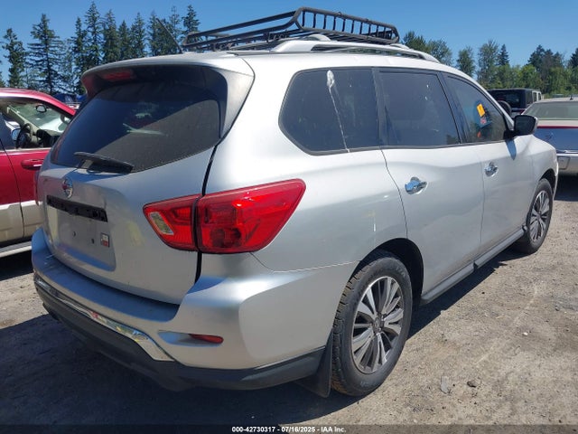 Nissan Pathfinder 2017 5N1DR2MN4HC671007 Image 4