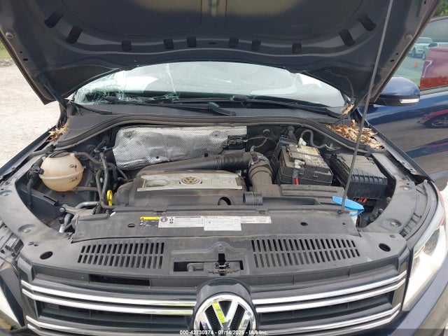 WVGAV7AX6GW584515 Volkswagen 2016
