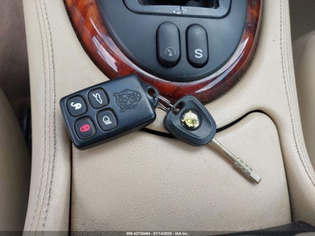 1999 JAGUAR XK8 SAJGX2046XC042479 Photo 10