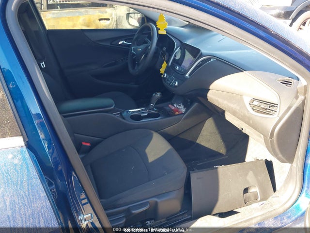 1G1ZB5ST5KF104045 Chevrolet Malibu 1ls