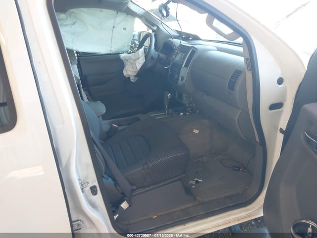 1N6AD0ER2GN751451 Nissan 2016