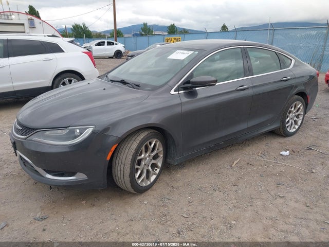 Chrysler 200 2015 1C3CCCEG8FN540529 Image 2