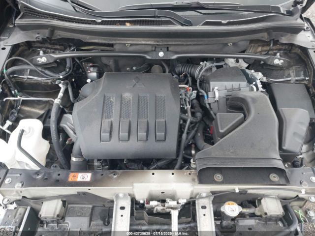 2024 MITSUBISHI ECLIPSE CROSS JA4ATUAA4RZ046055 Photo 9