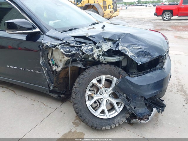 1C4RJKBGXP8820298 Jeep GRAND CHEROKEE L