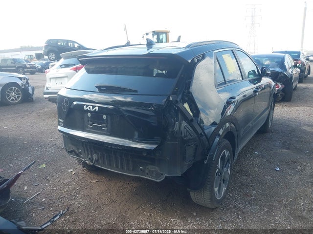 KNDCR3L13P5013654 KIA Niro