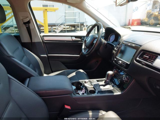 2012 VOLKSWAGEN TOUAREG WVGEF9BP9CD008352 Photo 4
