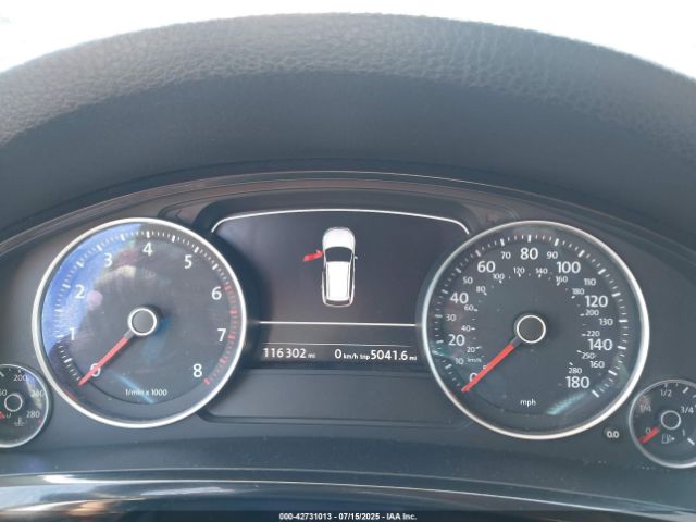 2012 VOLKSWAGEN TOUAREG WVGEF9BP9CD008352 Photo 6