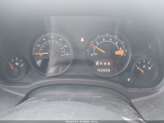 1C4NJDBB7GD802752 Jeep 2016