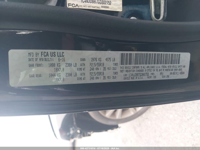 1C4NJDBB7GD802752 Jeep 2016