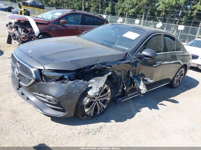 W1KLF6BB1RA041103 Mercedes-Benz m256