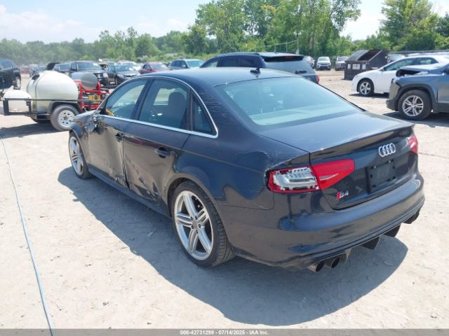2013 AUDI S4 WAUKGAFL9DA068614 Photo 2