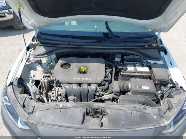2018 HYUNDAI ELANTRA 5NPD84LF6JH227912 Photo 9