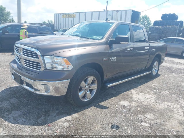RAM 2018 2018 3C6RR7LT5JG135832 Image 2