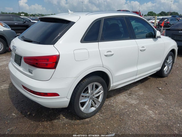 2017 AUDI Q3 WA1ECCFS7HR002577 Photo 3