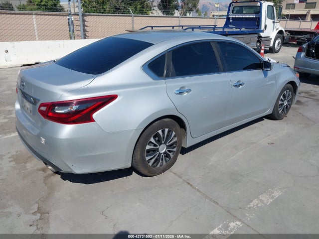 1N4AL3AP9HN355455 Nissan 2017