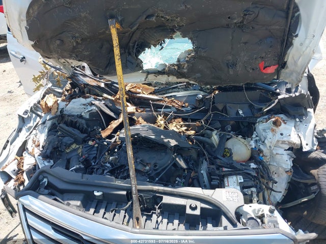 2017 CADILLAC XT5 1GYKNBRSXHZ102451 Photo 9