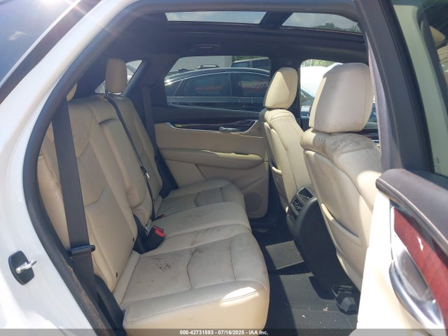 2017 CADILLAC XT5 1GYKNBRSXHZ102451 Photo 7