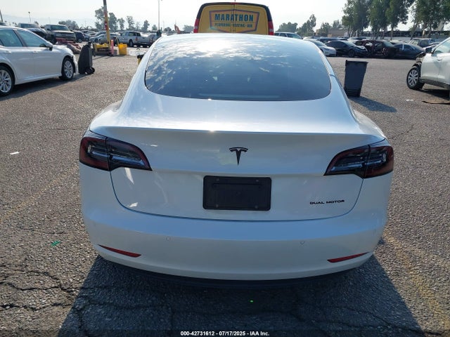 5YJ3E1EB5MF859865 Tesla MODEL 3