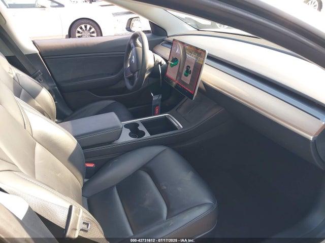 2021 TESLA MODEL 3 5YJ3E1EB5MF859865 Photo 4