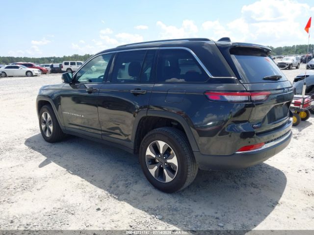 2024 JEEP GRAND CHEROKEE 4XE 1C4RJYB64RC720773 Photo 2