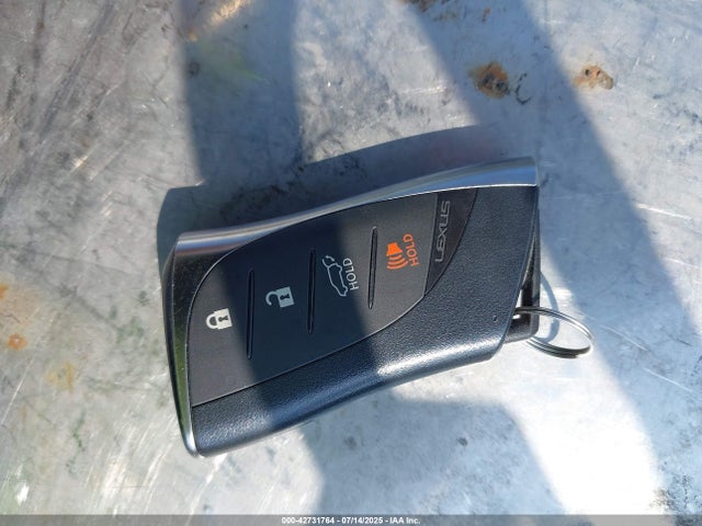 JTJHKCFZ6S2043816 Lexus a25a-fxs