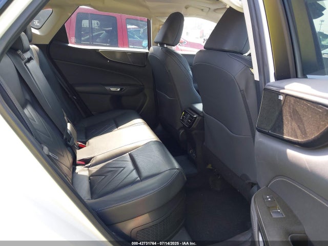 JTJHKCFZ6S2043816 Lexus a25a-fxs