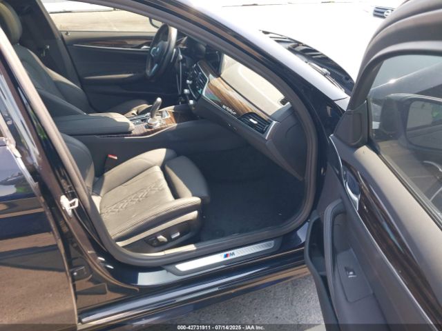 2022 BMW 530 WBA53BH09NCJ19861 Photo 4
