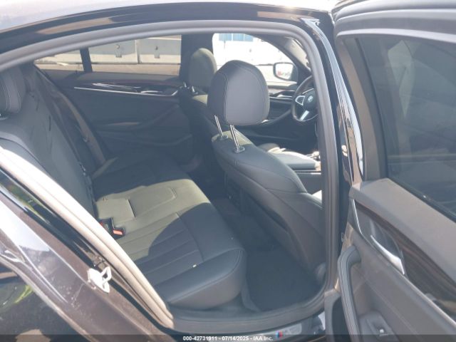 2022 BMW 530 WBA53BH09NCJ19861 Photo 7