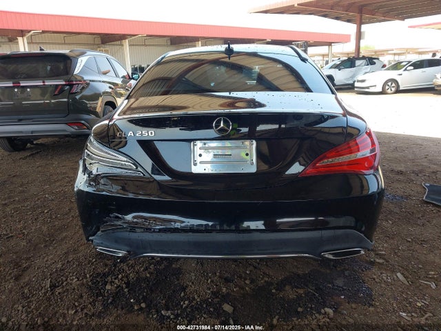 Mercedes-Benz m270 2018 WDDSJ4EB5JN537027 Image 15