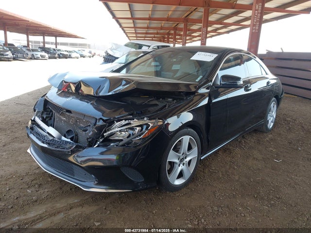 Mercedes-Benz m270 2018 WDDSJ4EB5JN537027 Image 2