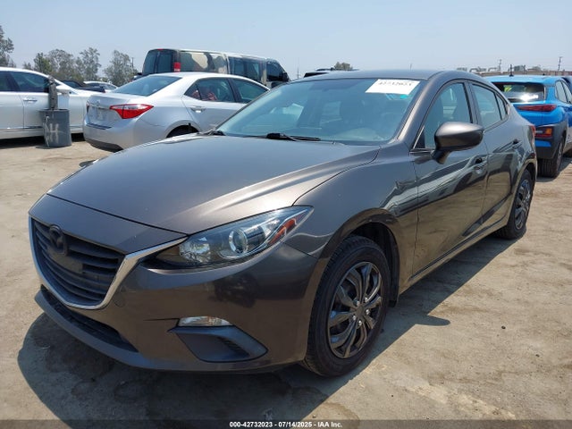 3MZBM1U70FM159176 Mazda pe