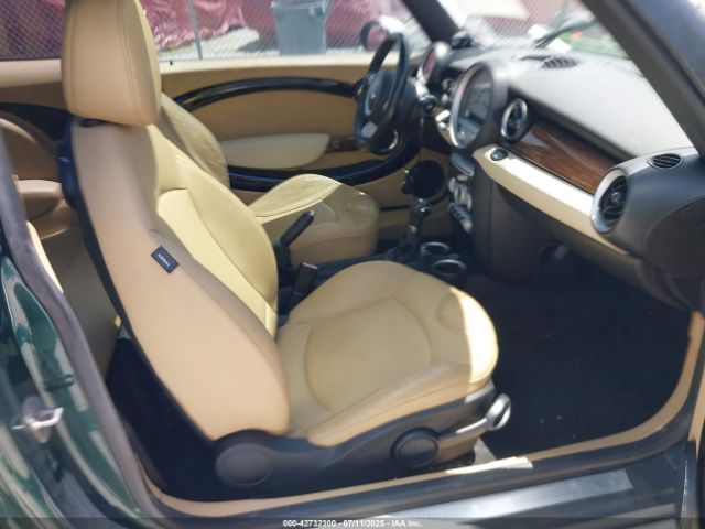 2010 MINI COOPER WMWMF3C5XATZ23107 Photo 4