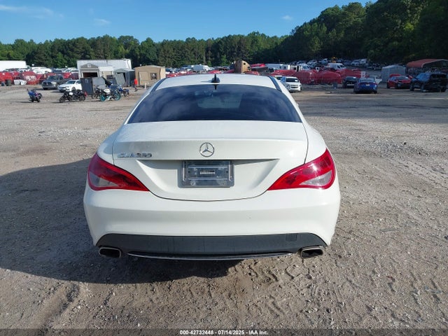 WDDSJ4EB8EN104257 Mercedes-Benz CLA-Class