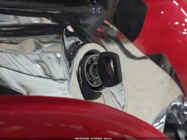 2005 SUZUKI C50 JS1VS55A652116243 Photo 10