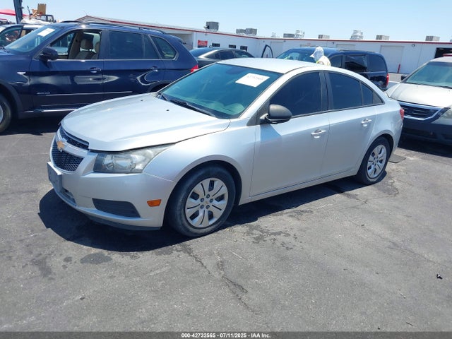 1G1PB5SG0E7217944 Chevrolet lwe