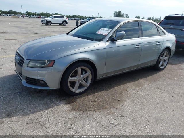2010 AUDI A4 WAUFFAFL4AN068853 Photo 1