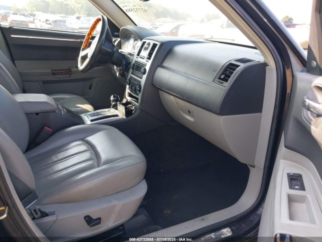 2006 CHRYSLER 300C 2C3KA63H06H196461 Photo 4