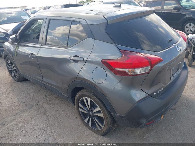 3N1CP5CUXKL551257 Nissan 2019